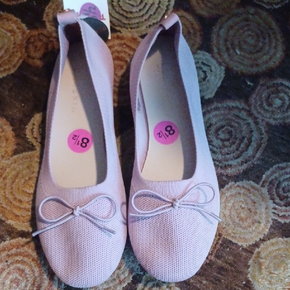 Women's Ballet Flats - Pink Knit Slip-On